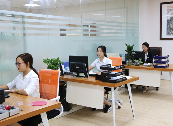 平尚辦公環(huán)境