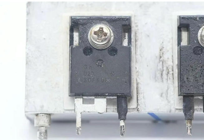 貼片二極管 貼片二極管