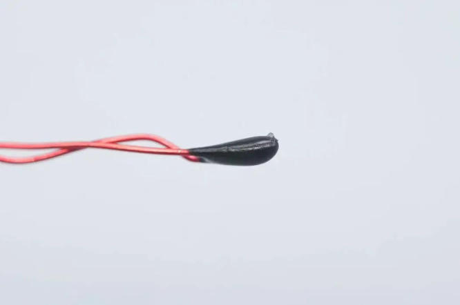 NTC熱敏電阻在固態(tài)電池溫度安全監(jiān)測的關(guān)鍵作用