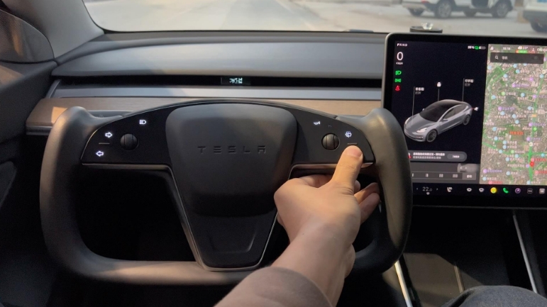 智能方向盤觸屏2 智能方向盤觸屏2