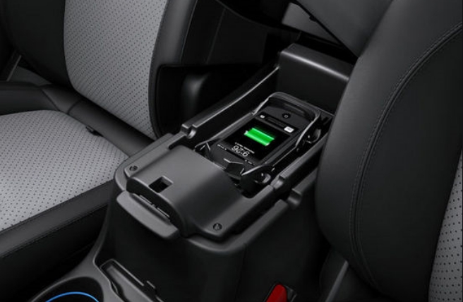 車載無(wú)線充4 車載無(wú)線充4