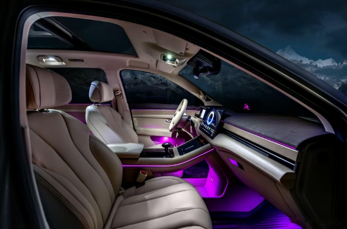 智能座艙光環境 智能座艙光環境