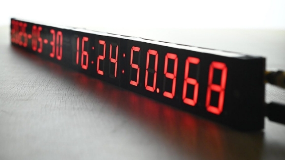 精密時(shí)鐘源 精密時(shí)鐘源