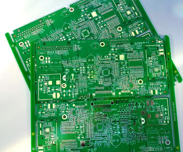 PCB板電容抗干擾布局